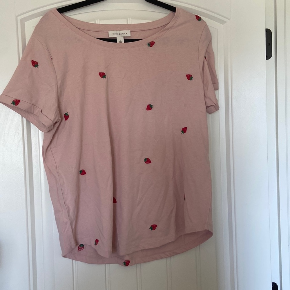 Vintage America embroidered strawberry t shirt size M